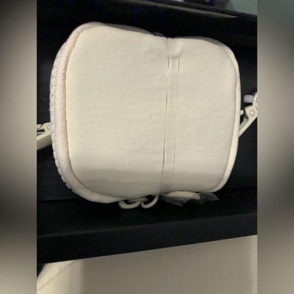 Steve Madden 3piece Cream‎ Nylon Fanny Pack Belt Bag & 2 pouches Gift set new - Picture 6 of 10